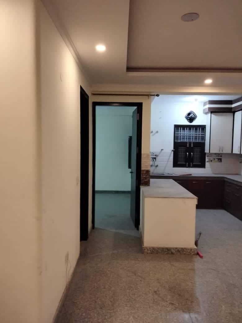 Flats Near Chattarpur Metro Station